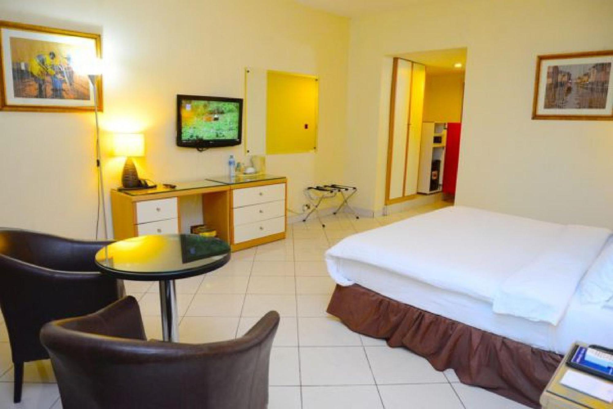 Room In Lodge - Golden Royale Hotel Enugu Exteriér fotografie
